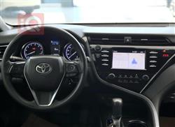 تۆیۆتا کامری